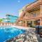 Maison des Jeux - Corolla, Ocean Sands, Beach 500 Yds, Pool, Hot Tub, EV Charger, 3 Dogs Allowed