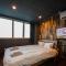Silk Court 202