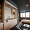 Silk Court 202