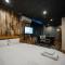 Silk Court 202