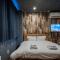 Silk Court 202