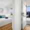 Chic Flinders Park Getaway
