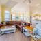 Kandel in the Wind - Corolla, Crown Point, 185 Yds to Beach, Oceanside, Pool, Hot Tub, Up to 4 Dogs Allowed
