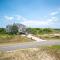 Carolina Moon - Corolla, Whalehead, 50 Yards to Beach, Ocean View, Hot Tub, Fireplace, Pets OK