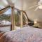 Singer Cabin 2