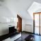 Viale Hambury 51