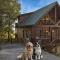 Dog-loving cabin Theater room Gorgeous views