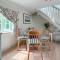 The Boathouse Uk33900