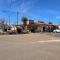 Desert Hills Motel