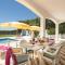 Villa Luis Gale by Villa Plus
