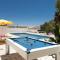 Villa Luis Gale by Villa Plus