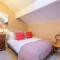 4 Bed in Harrogate oc-73424