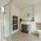 3 Bed in Brixham oc-64703