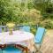 2 Bed in Parkham oc-78252