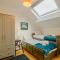 3 Bed in Harrogate oc-90032