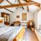 5 Bed in Richmond oc-81457