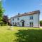 4 Bed in Great Plumstead oc-2295