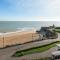 2 Bed beach front apartment with spectacular views overlooking Viking Bay