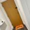 Spacious 2 Bed 2 Shower Apartment