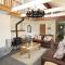 2 Bed in Gower oc-hh411