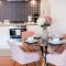 Mojo - Modern Apartment with Balcony