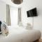 Mojo - Modern Apartment with Balcony