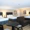 Skyline Hotel & Waterpark