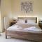 Holiday & Business Furnished Apartments