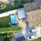 GuestHost - Borgo Santa Lucia Apartment with Private Parking & Garden