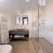 Pensiunea White Residence