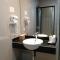 Sunflower Hotel Syariah near Juanda Airport