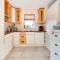Holiday Home Noordwijk near Beach & Sauna