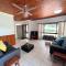 Bluefin House beachfront access