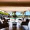 Le Reve Wake up to sunrises and tropical breezes