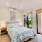 Le Reve Wake up to sunrises and tropical breezes