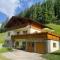 Haus Alpenblick, ganzes Ferienhaus, 5 Zi, 4 Bäder, gratis Parkplatz, Sonnenterrasse