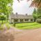 Foto: Cozy Holiday Home in Baarn with Private Garden