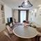 Riella Home