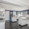 Mannering Lake House