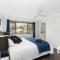 Mannering Lake House