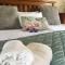 Cura Lodge