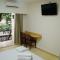 Hotel Hostal (Adults Only)