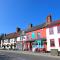 2 Bed in Woodbridge oc-48sc