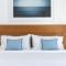 Sandblu Santorini, LXR Hotels & Resorts