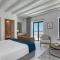 Sandblu Santorini, LXR Hotels & Resorts