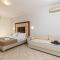 Plaka Hotel II
