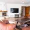 Club Apartments