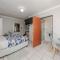 Phindulo Bed and Breakfast - No Loadshedding, Smart TVs & unlimited free fibre wifi