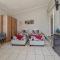 Phindulo Bed and Breakfast - No Loadshedding, Smart TVs & unlimited free fibre wifi