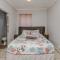 Phindulo Bed and Breakfast - No Loadshedding, Smart TVs & unlimited free fibre wifi